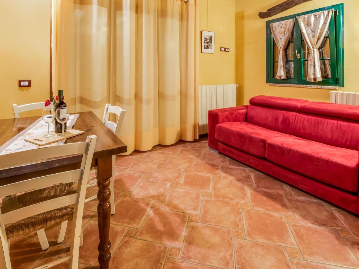 הוילה מארונה Beautiful Chalet With Swimming Pool In Lombardy מראה חיצוני תמונה